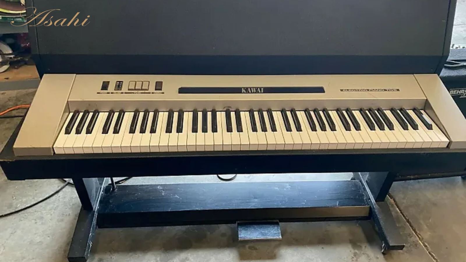 Rủi ro khi mua đàn piano điện cũ